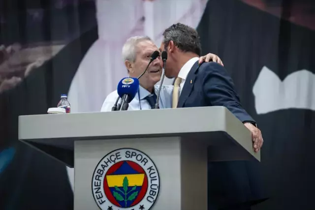 Aziz Yıldırım Hamdi Akın'a fena patladı: Otur sen lan