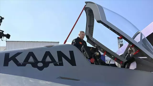 Cumhuriyet tarihinin en büyük savunma ihracatı: 48 adet KAAN için imzalar atıldı