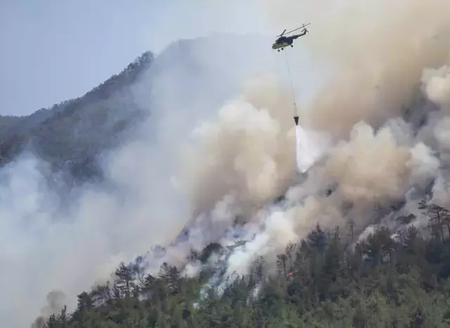 Karabük'te orman yangını 4. gününde şiddetlendi! Köyler bir bir boşaltılıyor