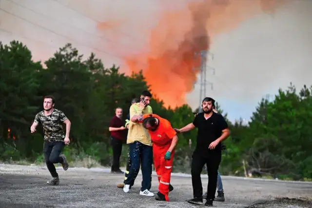 Karabük'te ormanlık alanda yangın! İki köy tahliye edildi