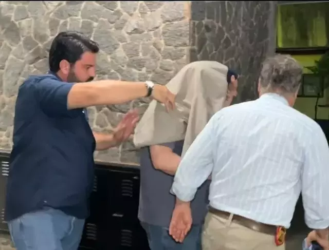 Kucağında çıplak kadınla araç süren hakim, kadın komedyene çarparak öldürdü