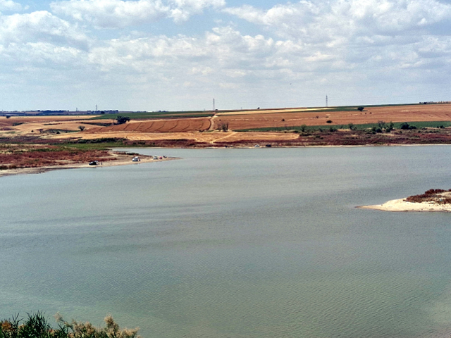 Tekirdağ'daki Türkmeneli Göleti'nde su seviyesi yüzde 5'in altına düştü