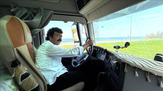 Benzerliği şaşkınlık yarattı! Vanlı şoför adını Müslüm Gürses'ten aldı