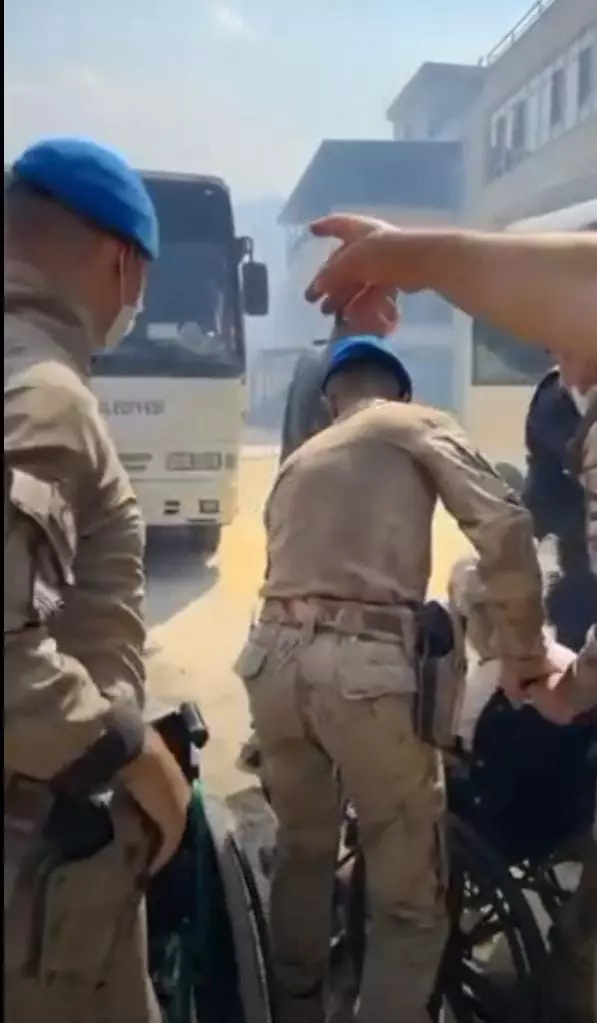 Çanakkale'den gelen görüntüler iç açıcı değil! Çok sayıda gözaltı var