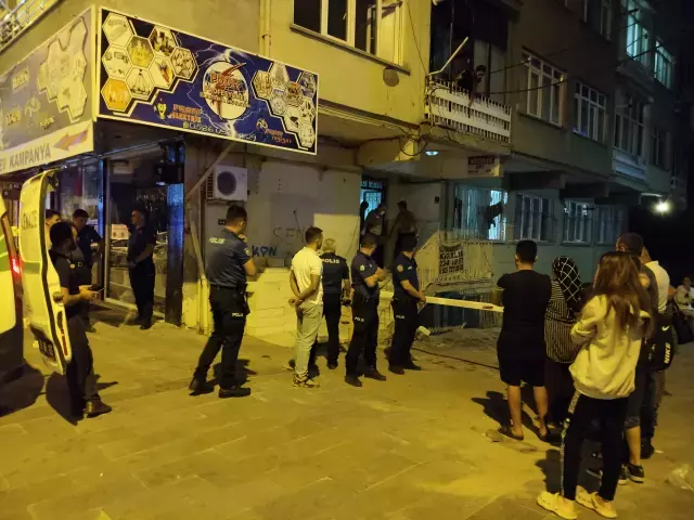 Eşini tabancayla öldürüp aynı silahla intihar etti