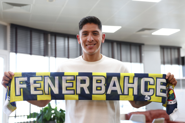 Fenerbahçe'nin yeni transferi Edson Alvarez İstanbul'da! İşte ilk görüntüleri