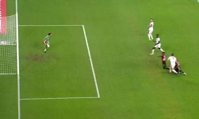 Galatasaray'ın penaltılarında karar doğru mu? Ünlü yorumcular tereddütsüz görüş belirtti