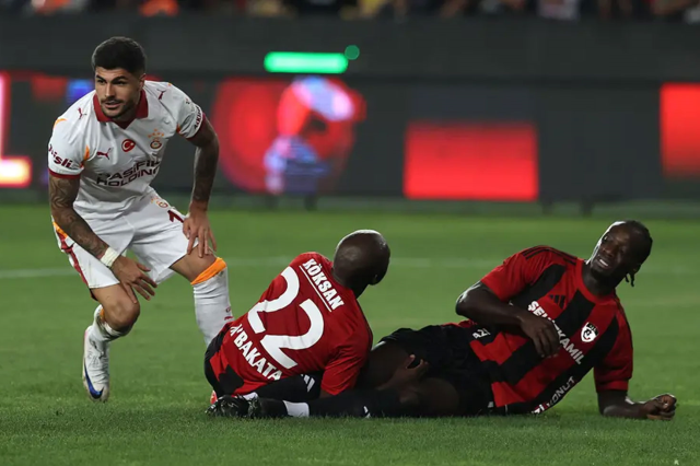 Gaziantep'te korkutan sakatlık! Çapraz bağları yırtıldı şüphesi