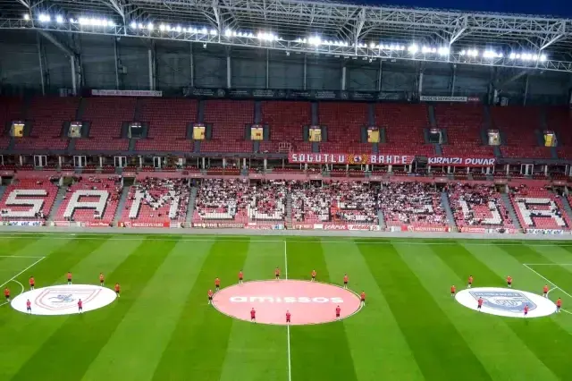 Yüksel Yıldırım iki takımına maç yaptırdı! İşte kazanan