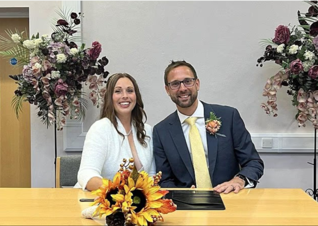 Heyecanına yenik düşen damat, geline eski sevgilisinin ismiyle seslendi