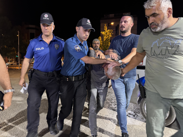 Konya'da baba ve oğlu silahlı saldırıda öldü