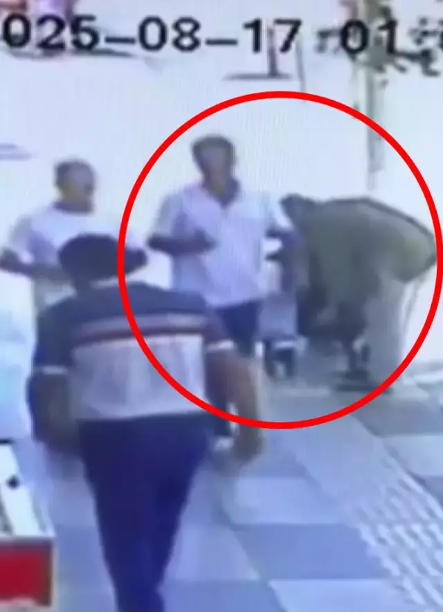 Koşarak kafenin birinci katından atlayan kadın ağır yaralandı