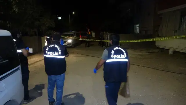 Küçük çocuk, annesine şiddet uygulayan babasını bıçakladı