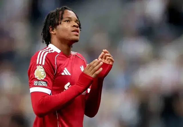 İşte Premier Lig bu! Liverpool'a maçı 16 yaşındaki yıldız kazandırdı