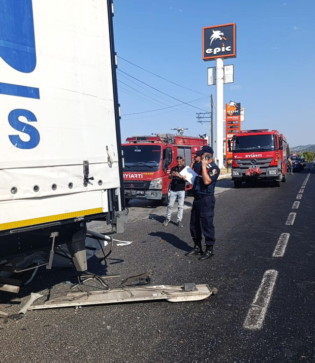 Manisa'da Kaza: İki Kardeş Hayatını Kaybetti, Bir Kuzen Ağır Yaralı