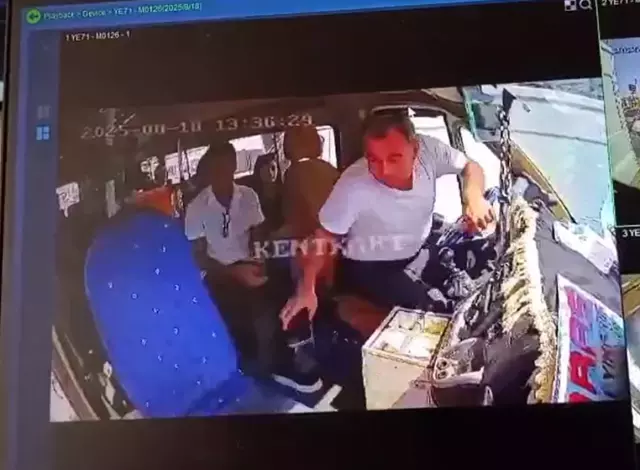 Minibüste kapkaç: Araç kırmızı ışıkta durunca paraları alıp kaçtı