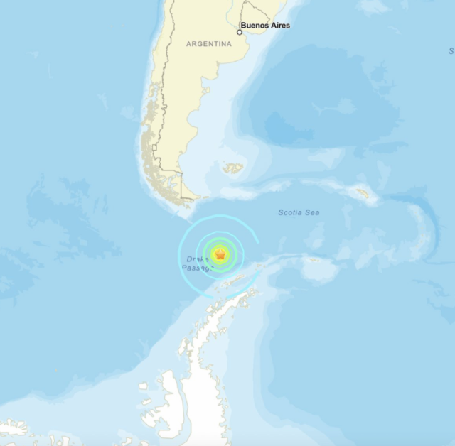 Şili'de 7.5 büyüklüğünde deprem! Tsunami alarmı verildi