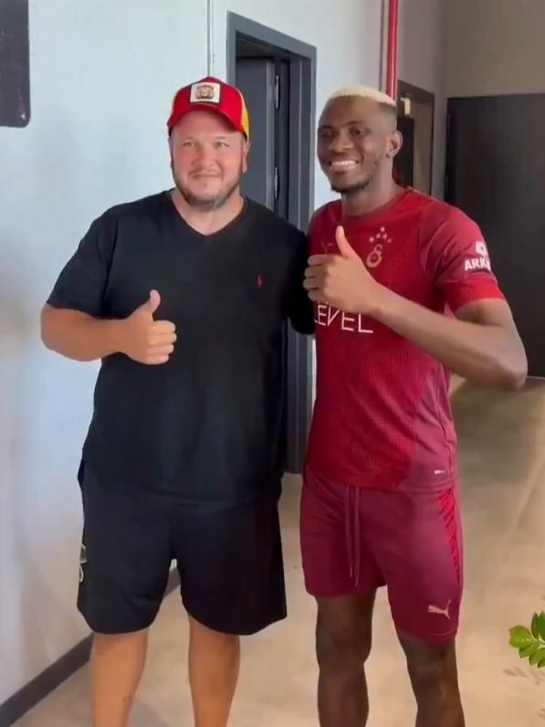 Ünlü oyuncuyla bir araya geldi! Osimhen sinema filminde oynayacak