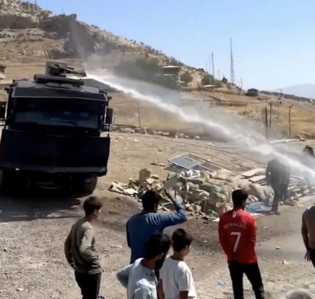 Yeni dönemin yansımaları! TOMA'lar artık harca su sıkıyor