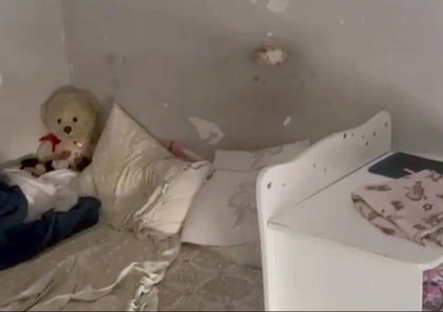 6 Yaşındaki kız çocuğu yıllarca odaya kilitlendi