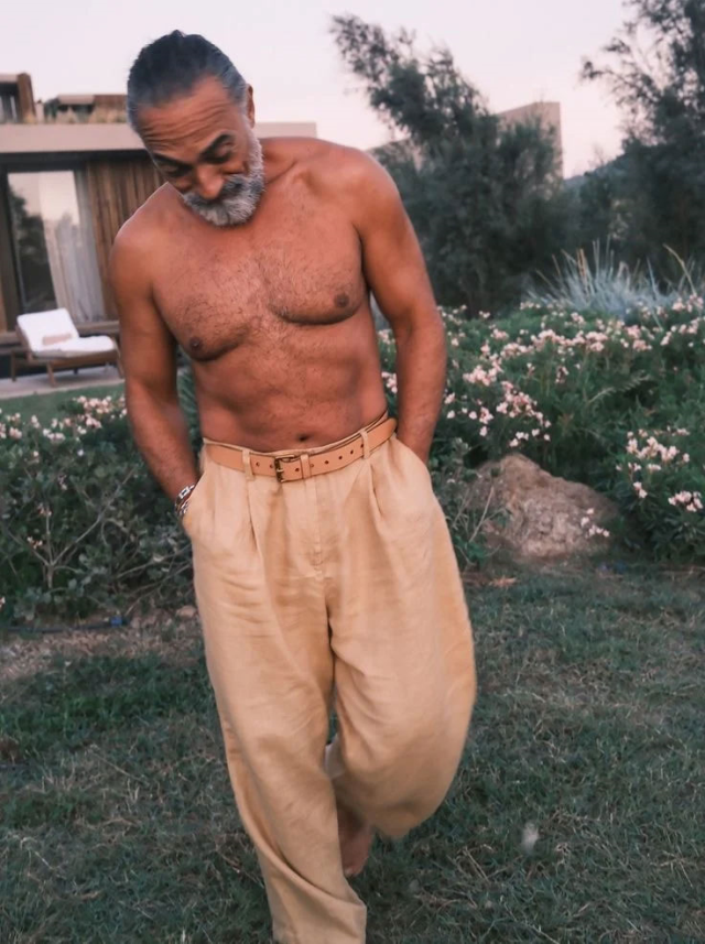 Muhteşem Yüzyıl'ın Sümbül Ağa'sı gençlere taş çıkarttı