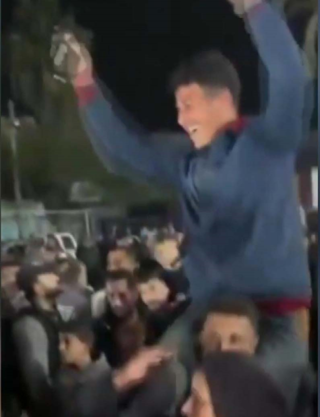 Tarihi anlaşma Gazze'de sevinçle karşılandı