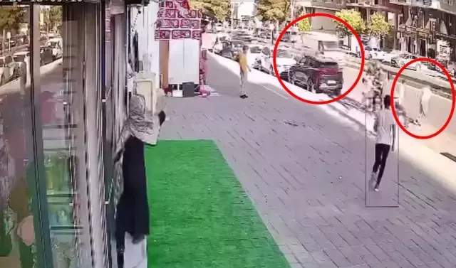 Ortasında kaldığı kavgadan kaçarken minibüsün altında kaldı! Dehşet anları kamerada – Haberler