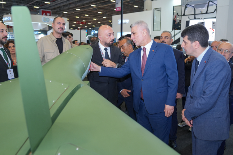 Bakan Kacır: IDEF artık bir dünya markası haline geldi