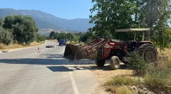 Ödemiş’te Motosiklet-Traktör Çarpışması: Bir Kişi Ağır Yaralandı