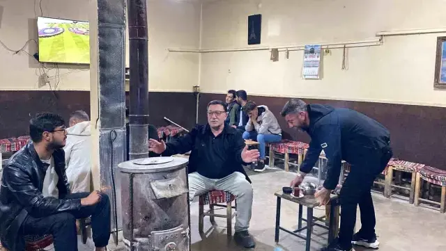 Karlıova'da Kış Geri Geldi, Sobalar Yeniden Yakılmaya Başlandı