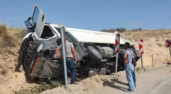 Beypazarı’nda Tanker Devrildi: Sürücü Hafif Yaralandı