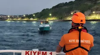 Çanakkale Boğazı’nda Sürüklenen Tekne Kurtarıldı