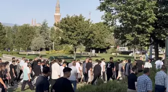 Bursa’da Eşi Tarafından Bıçaklanarak Öldürülen Kadın Toprağa Verildi