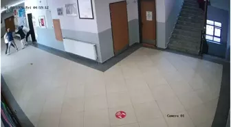 Darıca’da Okul Kaydı İçin Bıçaklı Saldırı Girişimi