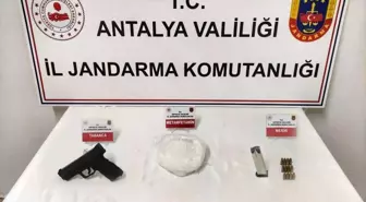 Antalya’da Uyuşturucu ve Silah Operasyonu: 1 Kilo Metamfetamin Ele Geçirildi