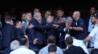 Fenerbahçe Genel Kurulu’nda Gergin Anlar